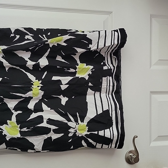 KSL Women's Sleeveless Floral Dress - Picture 6 of 12